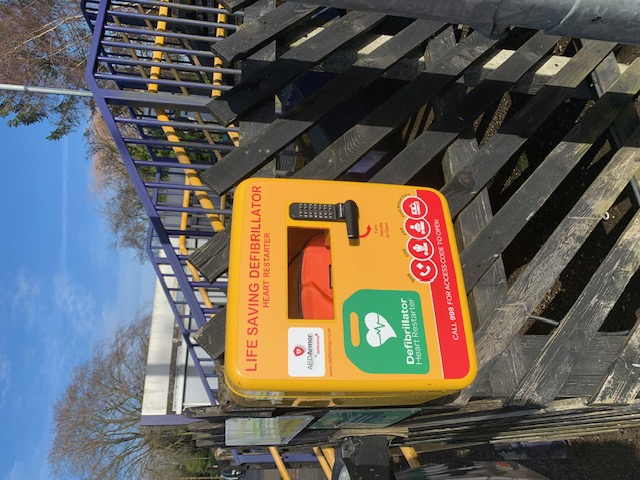 Picture of defibrillator at the station